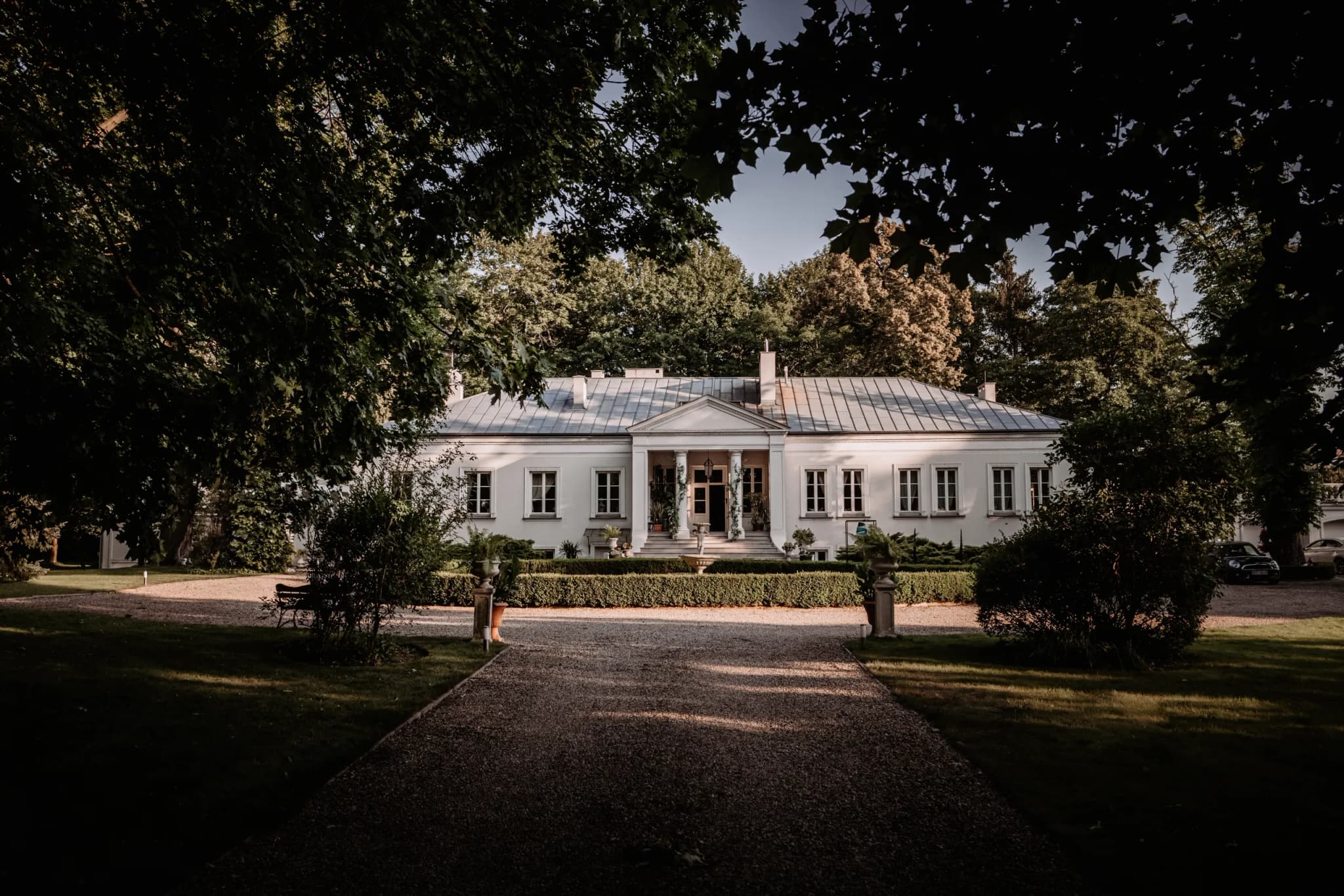 Historic palace wedding venue in Poland